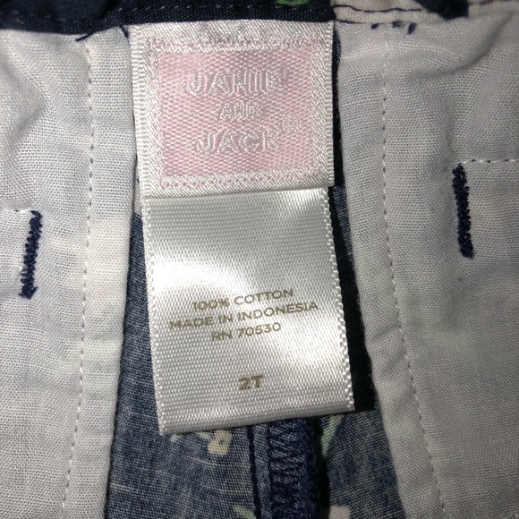 Janie and Jack Lily of the Valley Shorts - Picture 3 of 3